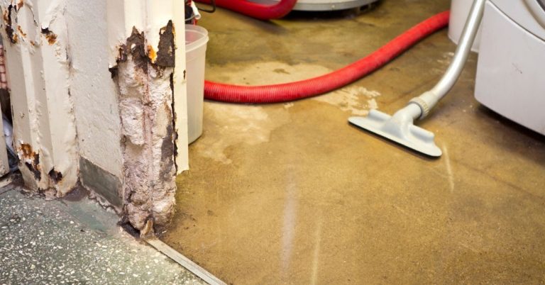 Water damage restoration in Ventura County