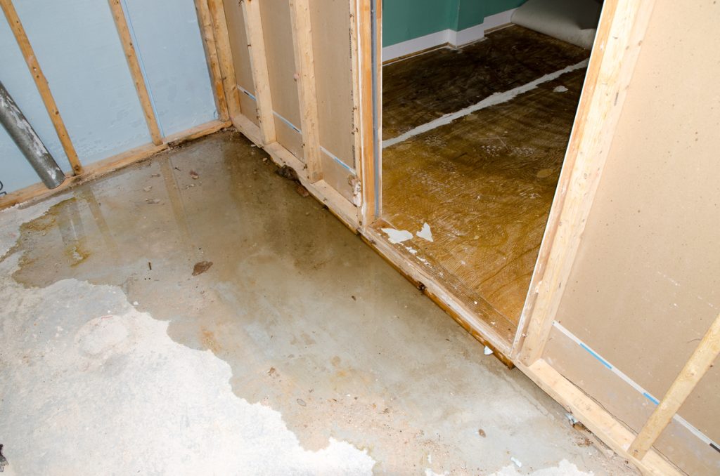 Sewage Cleanup services by Total Restoration in Ventura County