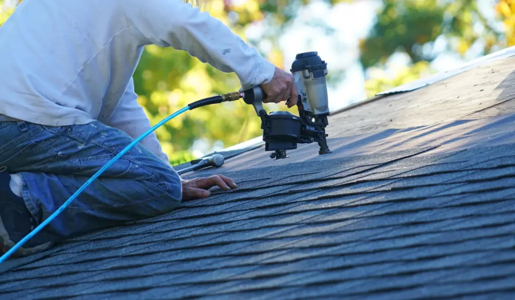 Roof repair Moorpark
